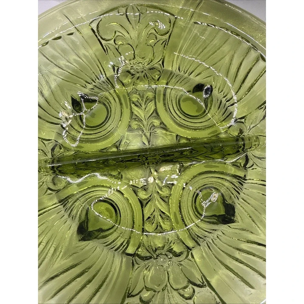 Vintage Indiana Killarney Divided Relish Dish‎ Nuts Candy Green 7.5